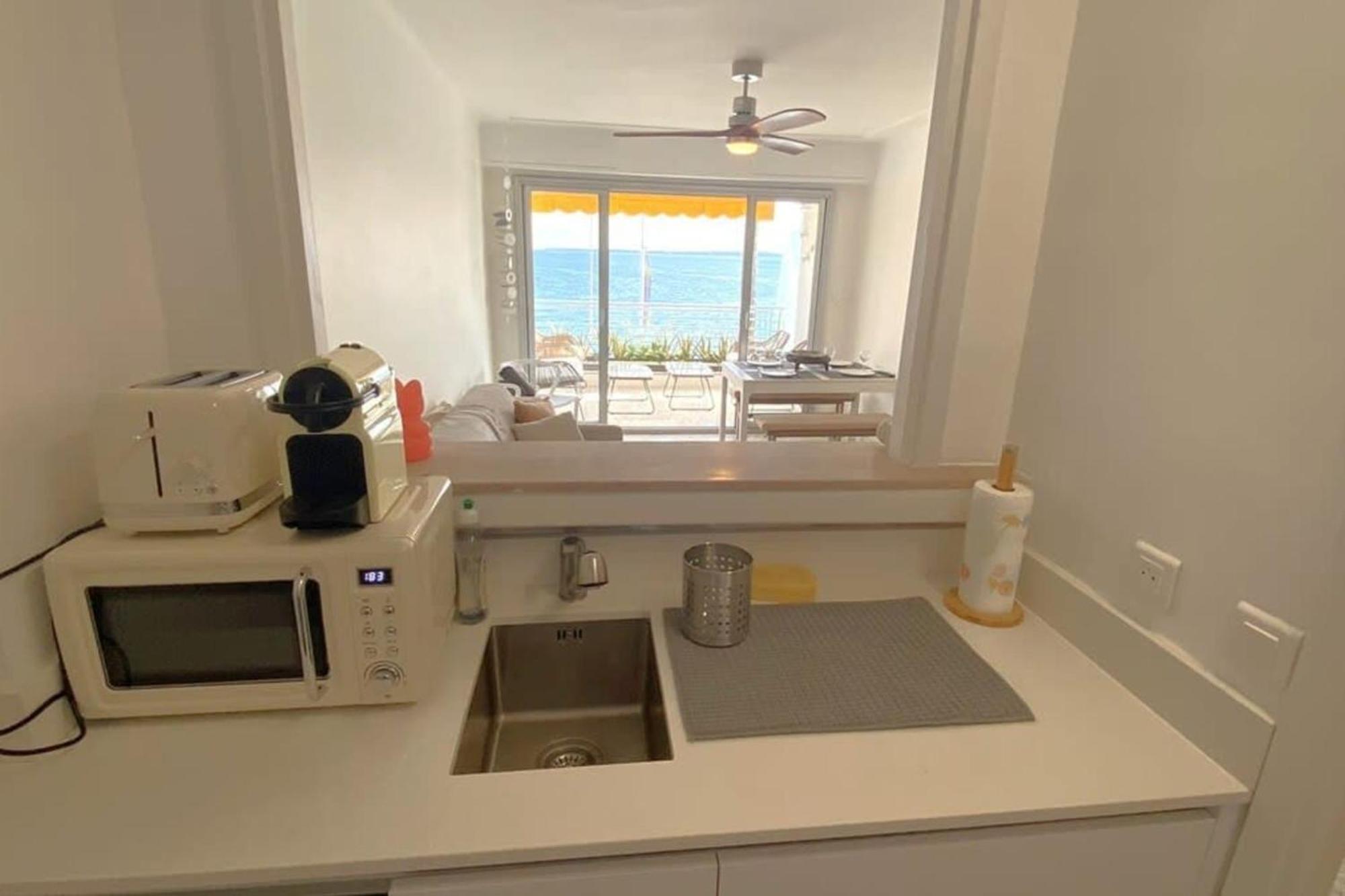 Le Soleil - Sea - Spacious - Hypercentre - Car Park Apartment *